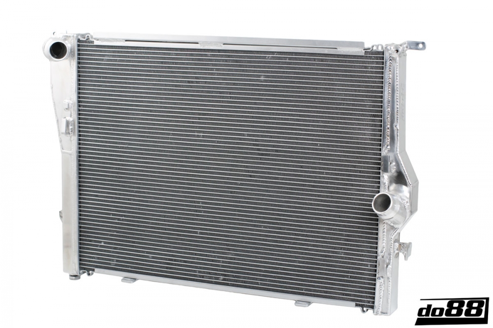 BMW M3 E90 E92 Vattenkylare Aluminium