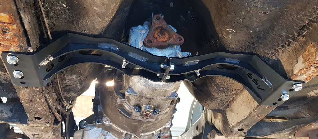 Gearbox mount BMW ZF 5vxl - Volvo 240